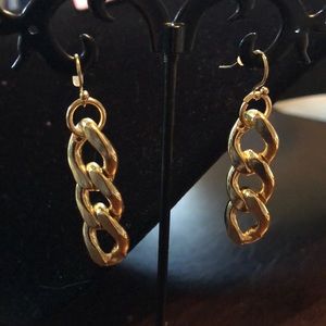 ⛓️Gold tone chain French hook hanging earrings